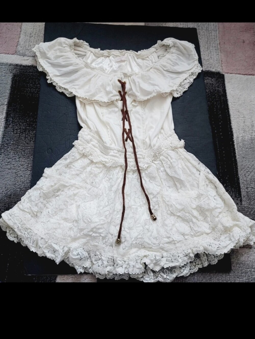 LIZ LISA Cream White Lace Off-Shoulder Dress with Brown Tie